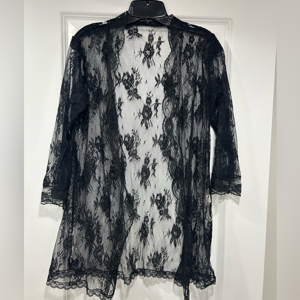 Black lace embroidered kimono